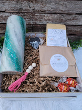 Load image into Gallery viewer, Tumbler Gift Set - 20oz Teal Swirl Skinny Tumbler