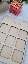 Load image into Gallery viewer, Holiday Tic Tac Toe