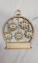 Load image into Gallery viewer, Family Snowflake Ornament